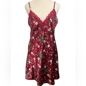 Adonna Burgundy Floral Chemise with Lace M